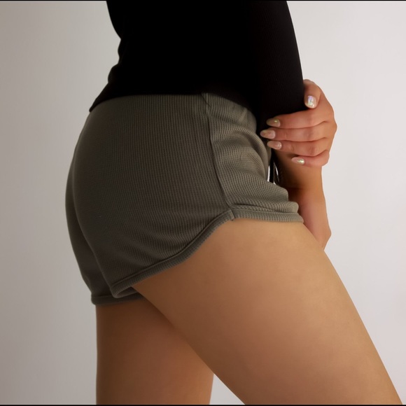 Waffle Thermal Shorts - Military Green - Picture 3 of 3